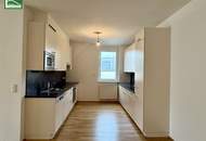 Exklusive 5-Zimmer-Dachgeschosswohnung mit großzügigem Grundriss und sonnigem Balkon. - WOHNTRAUM