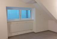 Büro, vor 3 Jahren saniert