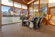 Sonniges Einfamilienhaus mit Pool, großem Keller & Ausbaupotenzial