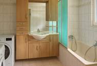 Charmantes Einfamilienhaus mit Einliegerwohnung, Garten und Garage – vielseitig nutzbar