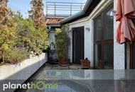 Charmante sonnige Dachgeschoss-Maisonette im Altbau mit 4 Zimmern und Terrasse