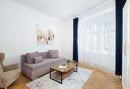 Ideal für Expats! Voll möbliertes Designer-Apartment in denkmalgeschütztem Gebäude im Herzen der Altstadt!