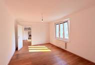 Den Sonnenstrahlen entgegen in der Aliogasse!