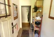 Renovierungsbedürftiges Einfamilienhaus mit Charme in sonniger Lage in Afling
