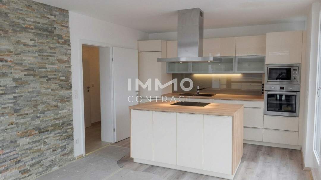 WOW! 1070 WIEN 3 ZIMMER · 2 BALKON + 41 M² TERRASSE Wohnen mit außergewöhnlichem Außenbereich