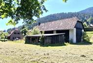 Solides Wohnhaus mit Nebengebäuden und 2.200m² Baugrund nahe Bodenbauer