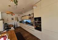 Lichtdurchflutetes Haus mit viel Platz!