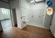 Große Halle mit Gussasphalt - Großartige Sichtbarkeit &amp; Exklusiver Werbeauftritt