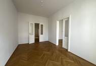 UNBEFRISTET - Helle 3,5-Zimmer Altbauwohnung mit Abstellraum und Kellerabteil