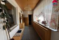 Sehr geräumiges Einfamilienhaus / Zweifamilienhaus in Drösing – Wohnen in absoluter Grünruhelage