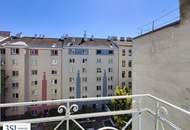 Familienfreundlicher Altbau mit Potenzial – großzügige 4-Zimmer-Wohnung mit Balkon in zentraler Lage