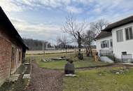 Schönes Bauernhaus mit Nebengebäuden für Selbstversorger