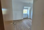 15493 - Exklusiv GENERALSANIERTE 4 Zimmer Wohnung