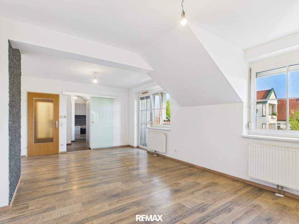 Charmante Eigentumswohnung mit sonniger Loggia und großzügigem Kellerabteil in Trausdorf an der Wulka