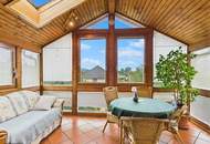 Entzückendes Zweifamilienhaus mit Pool, traumhaftem Garten und Garage in toller Lage in Tribuswinkel zu kaufen!