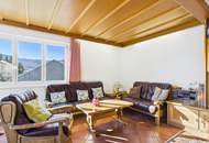 Wohnqualität und Raumvielfalt – gepflegtes Zweifamilienhaus mit Gartenidylle