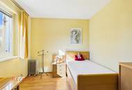 Wohnqualität und Raumvielfalt – gepflegtes Zweifamilienhaus mit Gartenidylle