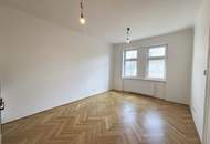 Erstbezug nach Sanierung - Moderne 2 Zimmer Wohnung im Altbau