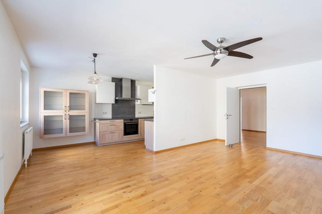 "Wohnträume werden Raum"