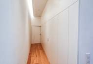 Luxuriöse Altbauwohnung in einem prächtigen historischen Haus in der Nähe des Servitenviertels und des Lycée