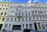 "Urban Oasis" - Charmante Altbaustil-Wohnung mit Balkon und Erker