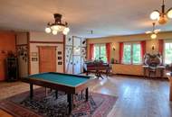 SEHR GERÄUMIGES EIN-ZWEIFAMILIENHAUS MIT STIL IN SONNIGER LAGE