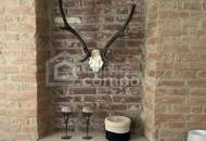 Historischer Dreiseithof mit schönen Gewölbedecken sucht neue Eigentümer