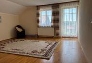 Gepflegtes Einfamilienhaus mit schönem Garten in sonniger und zentrumsnaher Lage