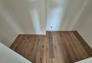 15493 - Exklusiv GENERALSANIERTE 4 Zimmer Wohnung