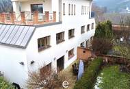 Stylische Doppelhaushälfte mit Dachterrasse, Garten und Doppelcarport in Gaaden