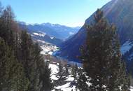 Sonniges Hüttenfeeling auf 1400m Seehöhe am Skigebiet Großglockner