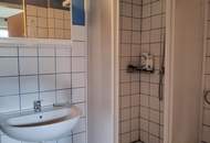 GERÄUMIGES EIN / ZWEIFAMILIENHAUS IN SONNIGER LAGE