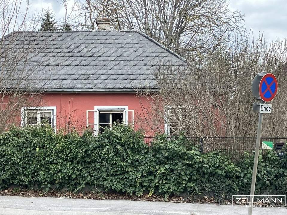 Historisches, sanierungsbedürftiges Winzerhaus mit großem Ruhegarten | ZELLMANN IMMOBILIEN