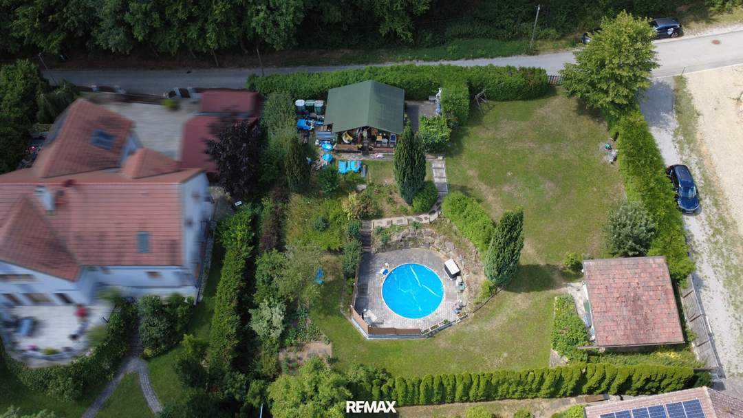 Baugrundstück mit Pool und Gartenoase in Unterwölbling
