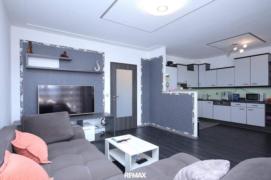 Helle 3-Zimmer-Eigentumswohnung mit Balkon und Carport – Feldkirchen bei Graz, Wohnung-kauf, 250.000,€, 8073 Graz-Umgebung