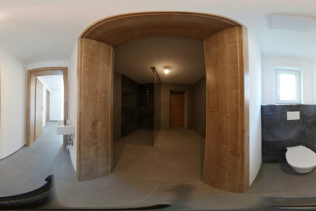 "Miethaus| Erstbezug nach Sanierung! Modernste Wärmepumpe!"