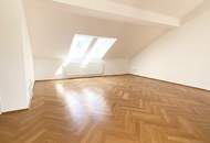 ++ NEU ++ MAISONETTE - VIER Zimmer mit TERRASSE - Altbau