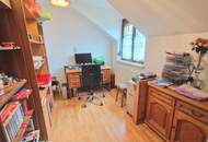 ***Großzügiges Einfamilienhaus mit Garten***