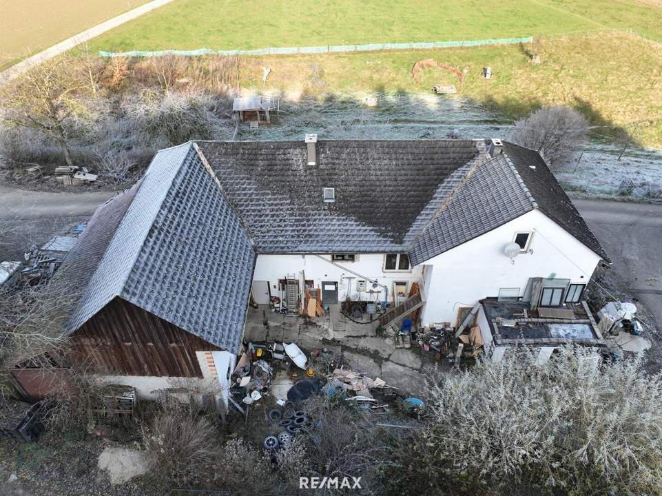 Dreikanthof in Randlage mit Grundbesitz in Ruprechtshofen