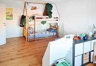 Energieeffizientes Einfamilienhaus mit großem Garten in zentraler Lage