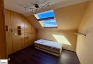 Perfekt geschnittene DG-Singlewohnung mit Terrasse und Garage in Wien Mauer