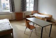 *RENDITEOBJEKT* Vielseitiges Gewerbeobjekt mit Lagerflächen, Büros und Arbeiterwohnungen am Stadtrand