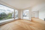 STOCK IM WEG - "Licht. Raum. Luxus. - 5 Zimmer Dacherstbezug mit Gartenblick, Südterrasse &amp; Garage"