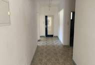"Jungfamilienwohnung mit Garten und Parkplatz"