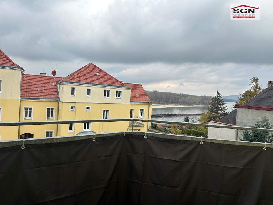 Nette kleine Balkonwohnung in Zentrum Hainburg