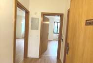 2-Zimmer kleine nette Wohnung im Altbau am Schlossplatz in Dürnkrut