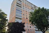 Generalsanierte 4-Zimmer-Wohnung über den Dächern der Stadt