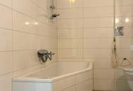 sehr schöne, helle und ruhig: 3-Zimmer-Altbau-Wohnung