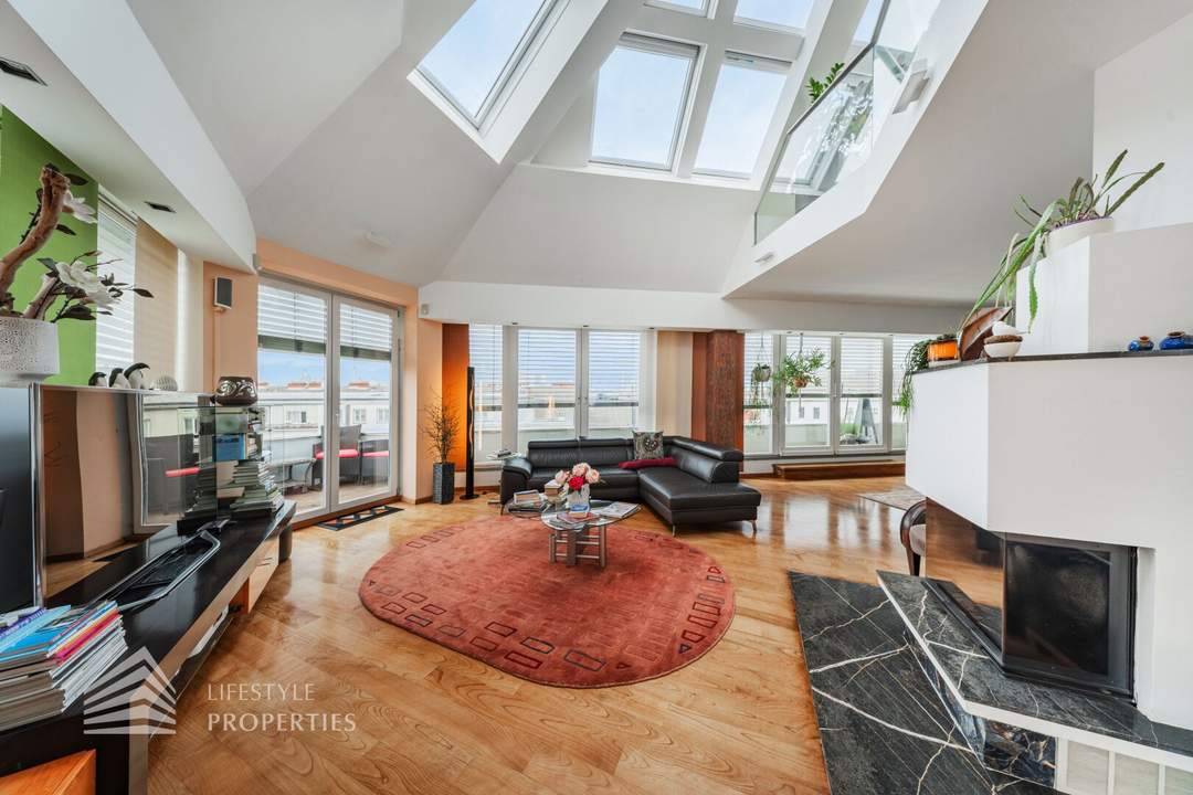 Exklusives Maisonette-Penthouse mit 3 Garagenplätzen, Nähe Augarten