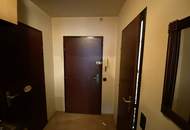 Sanierungsbedürftige 1-Zimmer-Wohnung im 2. Liftstock in U1-Nähe